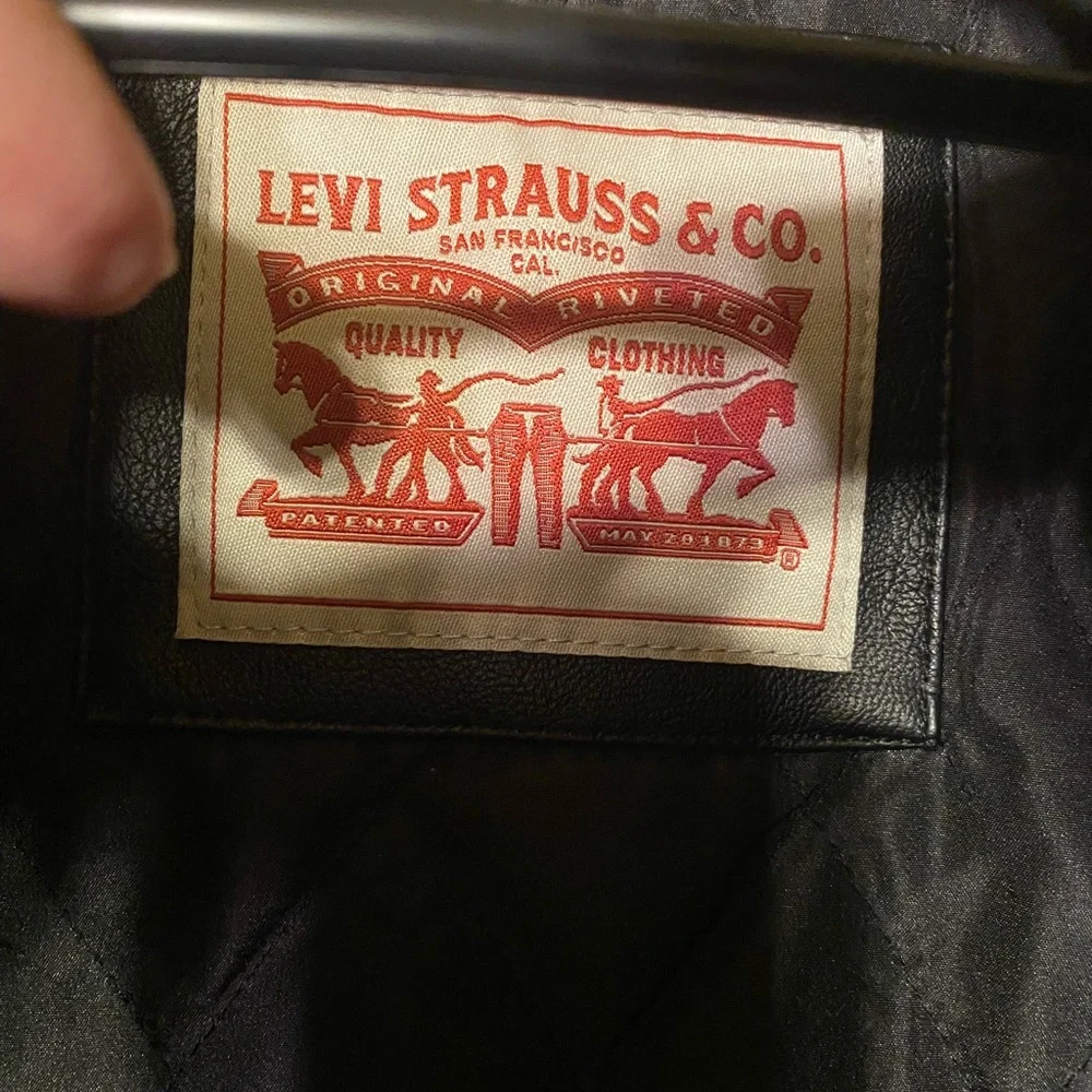 Levi's Black Leather Jacket - Picture 2 of 2